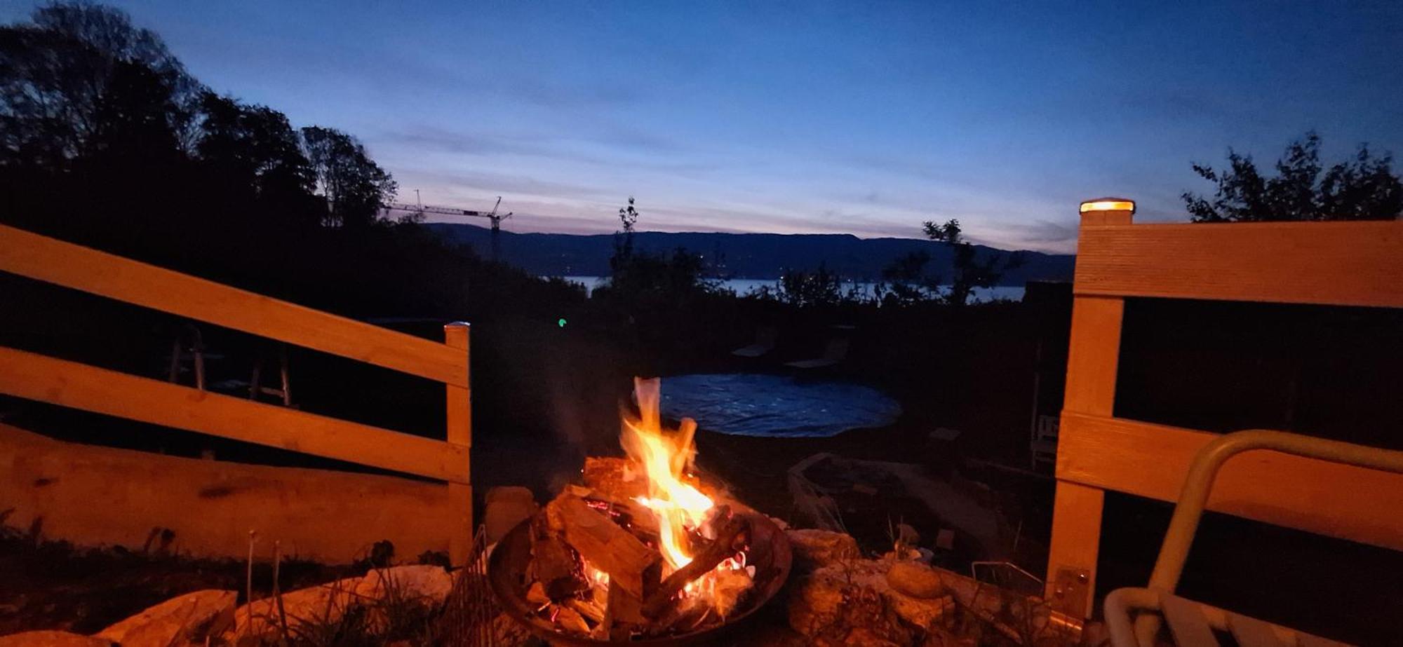 Chalet With Stunning Lake And Mountain Views Avec Une Vue A Couper Le Souffle, Une Spacieuse Terrasse Et Jardin Chatillon  Bagian luar foto